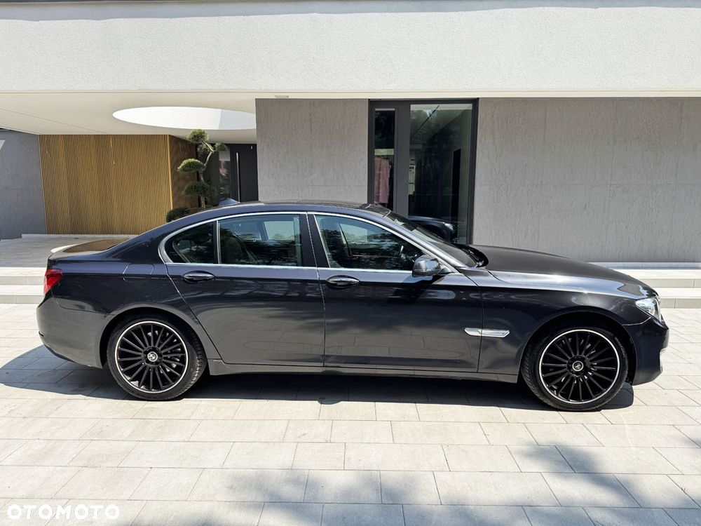 BMW Seria 7 740d xDrive Edition Exclusive - 8
