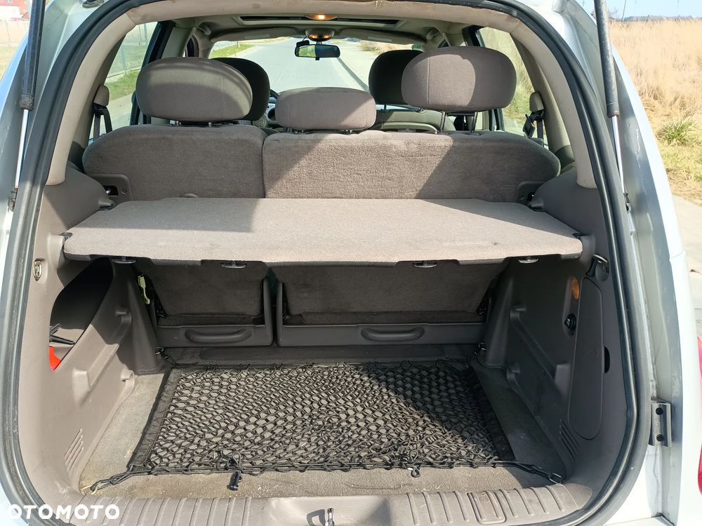 Chrysler PT Cruiser 2.2 CRD Limited - 23