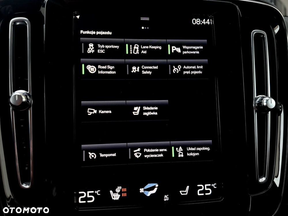 Volvo XC 40 B4 B DKG Inscription - 24