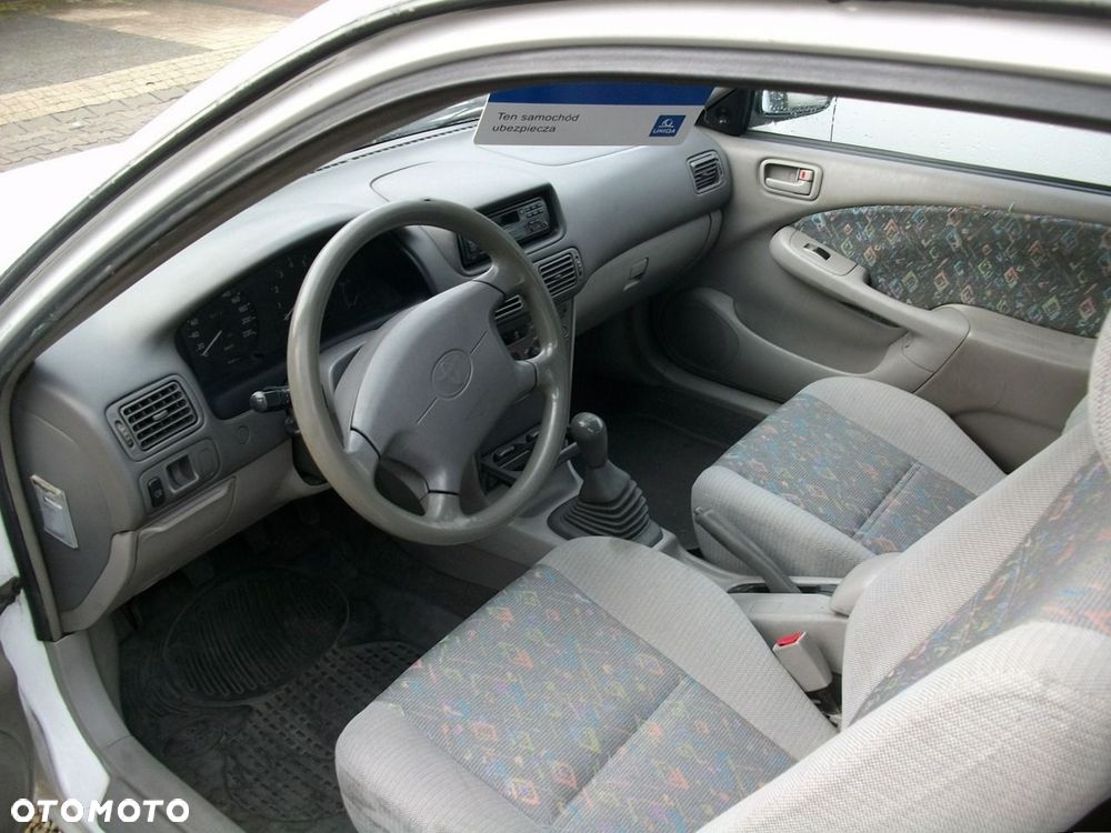 Toyota Corolla - 5