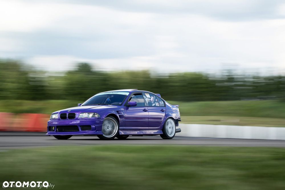 BMW Seria 3 323i - 15