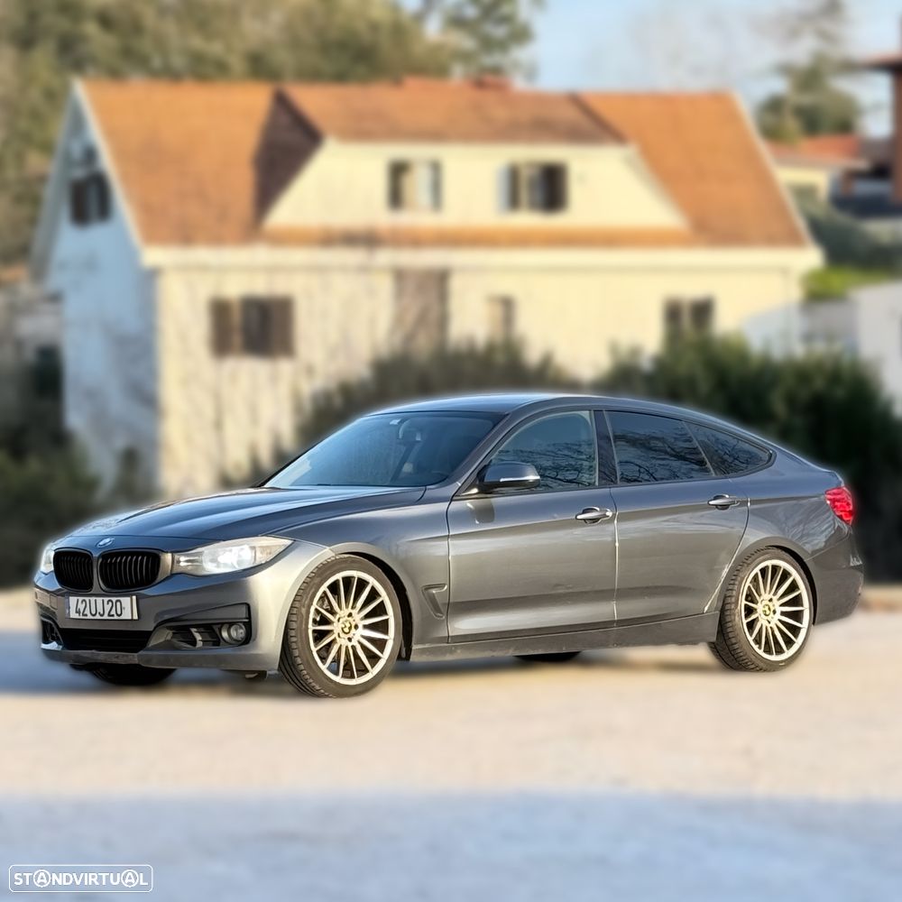 BMW 318 Gran Turismo d Sport Line - 1