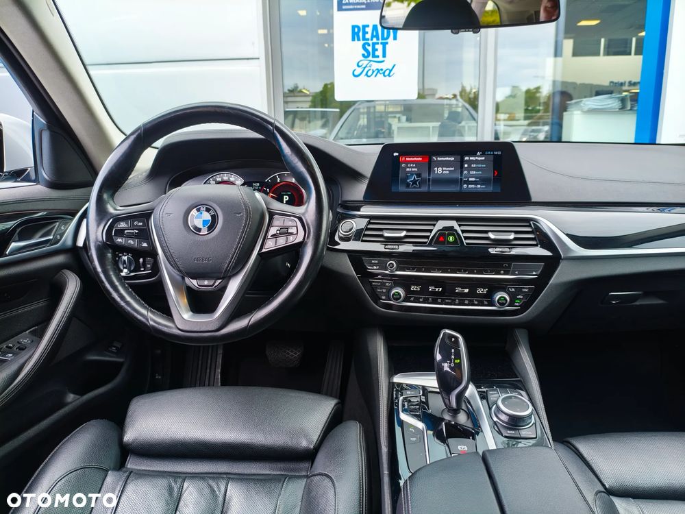 BMW Seria 5 520d Luxury Line - 7