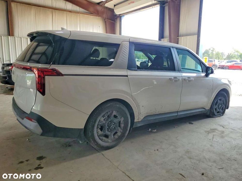 Kia Carnival 2026 photo 4