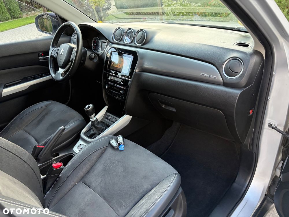 Suzuki Vitara 1.6 DDiS (4x4) Allgrip Comfort+ - 23