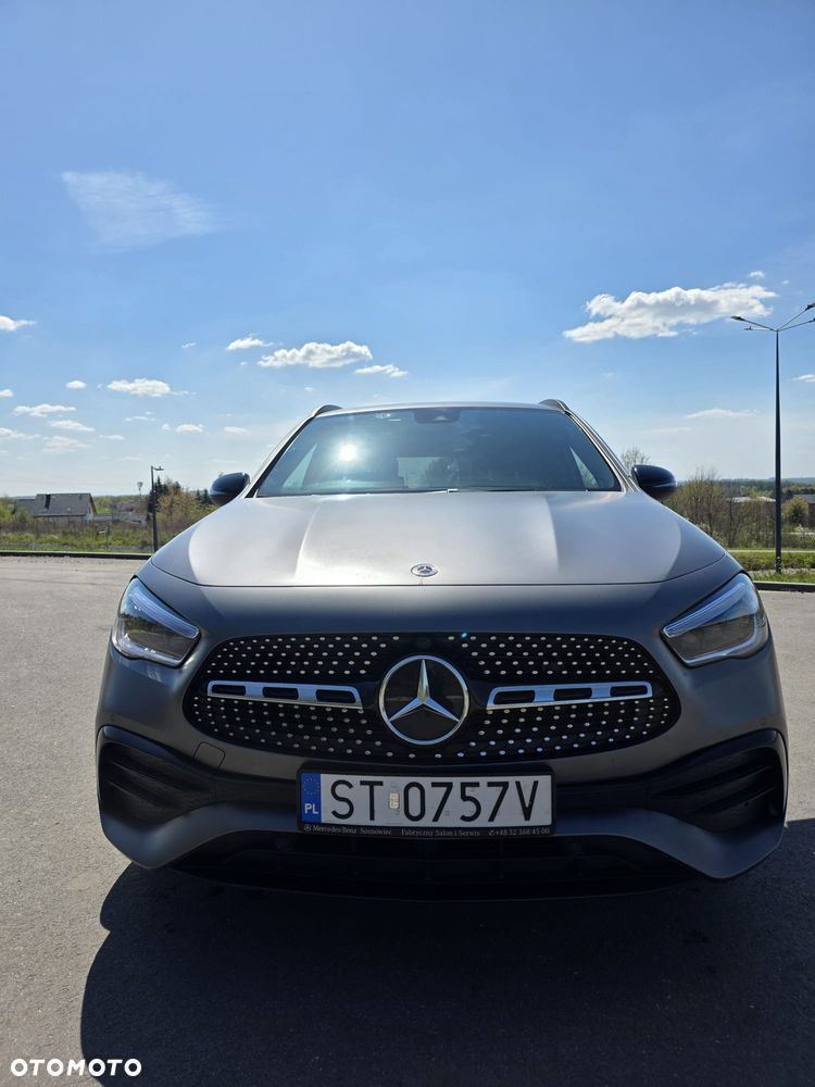 Mercedes-Benz GLA 180 d Business Edition - 4