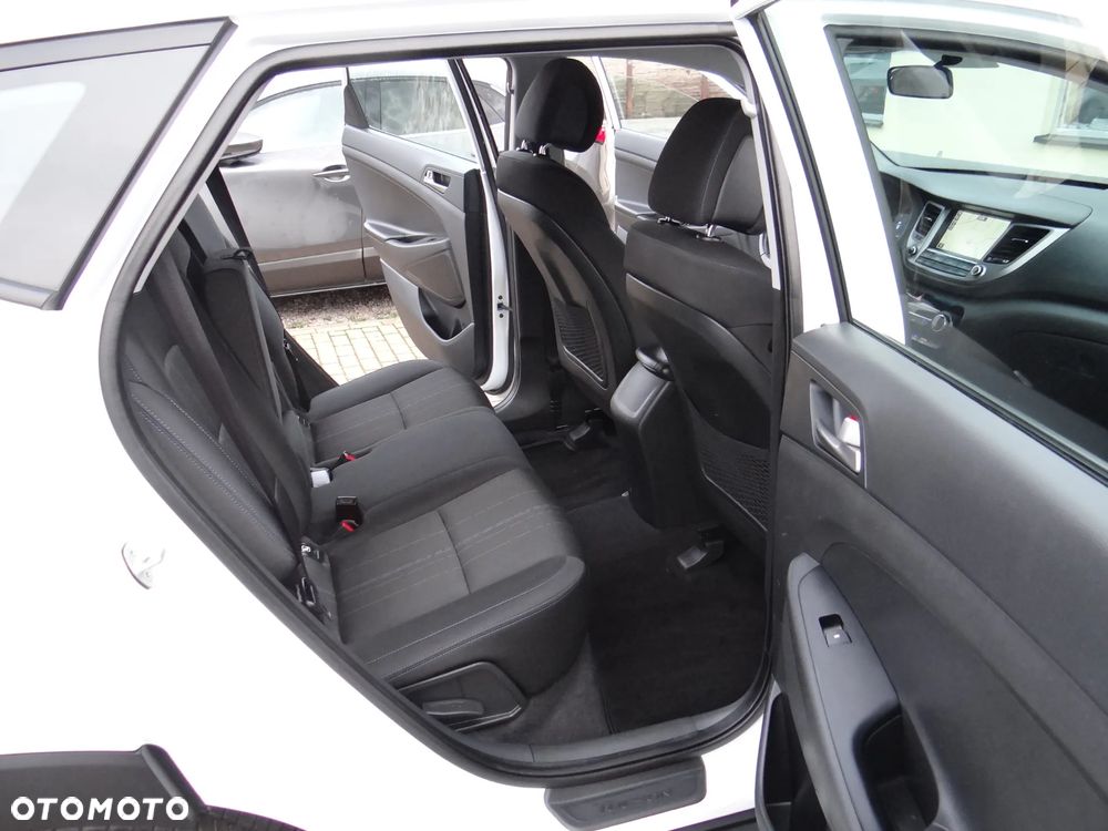 Hyundai Tucson blue 1.6 GDi 2WD Advantage - 36