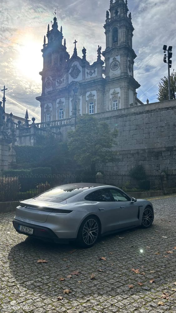 Porsche Taycan Standard - 7