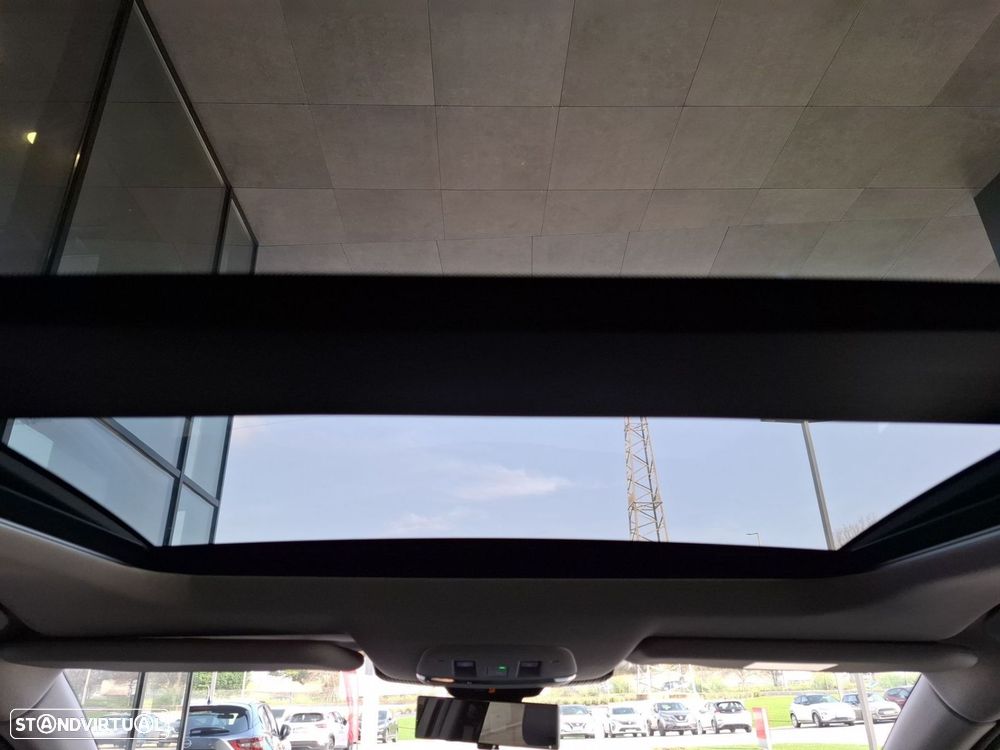 Nissan Ariya 87 kWh E-4ORCE Evolve Carr. 22kW + Pack Sport - 10