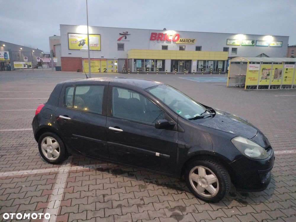 Renault Clio 1.2 16V 75 Dynamique - 2
