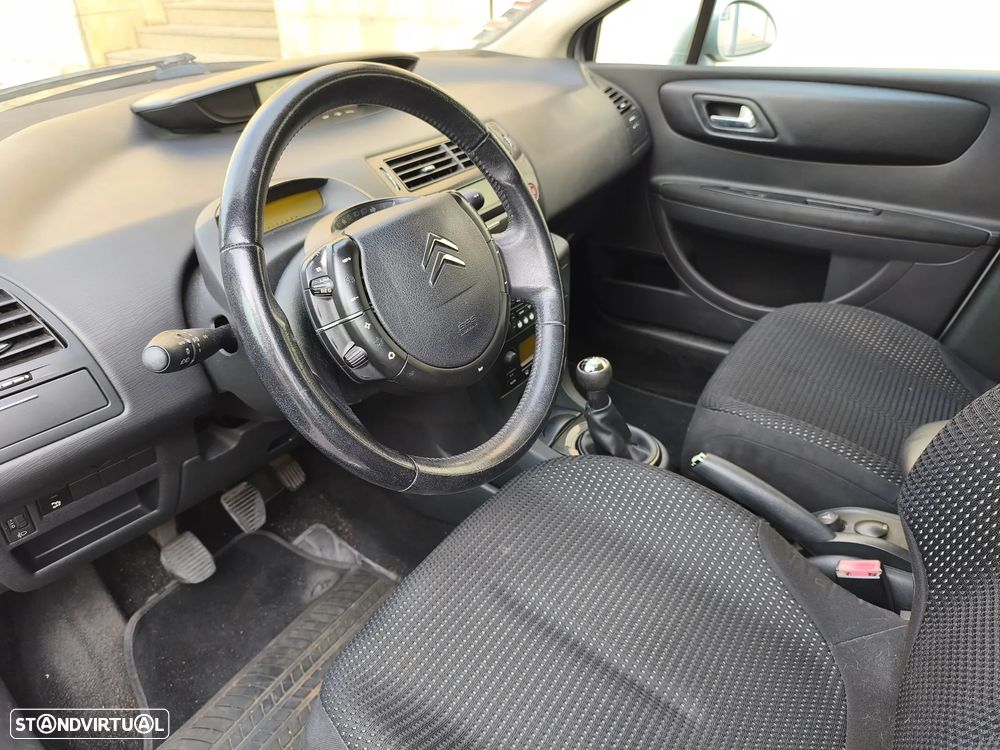 Citroën C4 1.4 16V SX - 4