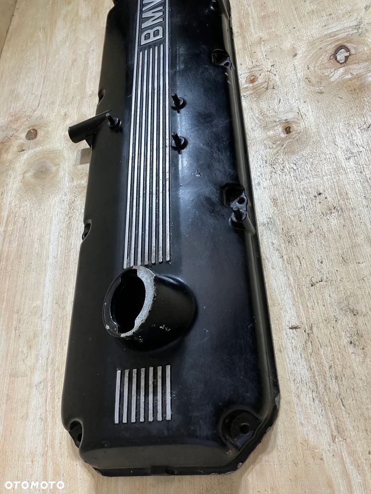 POKRYWA ZAWORÓW BMW M30 3.0 3.5 E30 E32 E34 E24 1710973 - 2