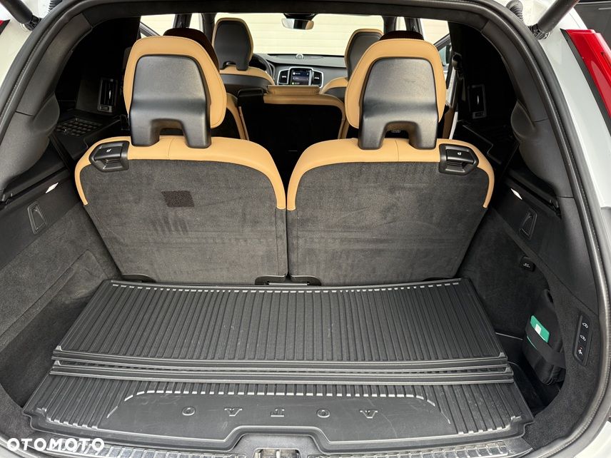 Volvo XC 90 T8 AWD Recharge Ultimate Bright - 36