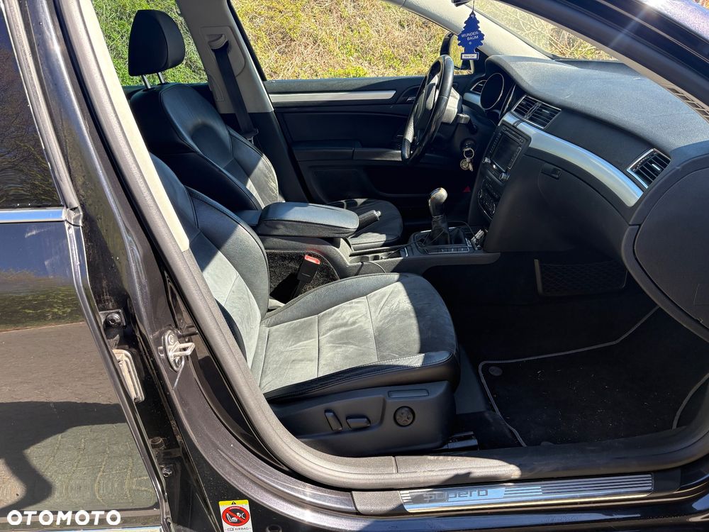 Skoda Superb 2.0 TDI 4x4 Comfort - 8
