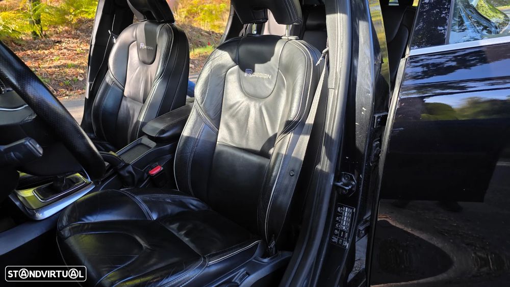 Volvo V40 D2 R Design - 19