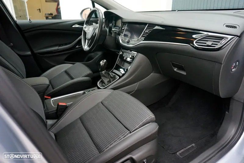 Opel Astra 1.2 Turbo Elegance - 9