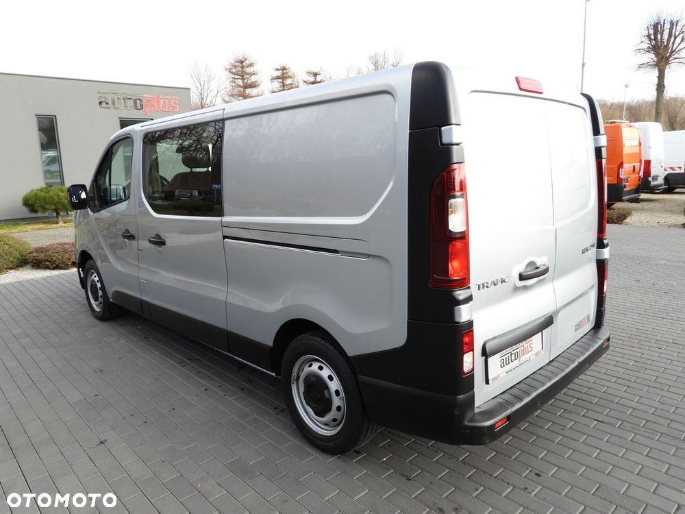 Renault TRAFIC FURGON BRYGADÓWKA 6 MIEJSC TEMPOMAT NAWIGACJA LEDY KLIMATYZACJA  130KM - 11