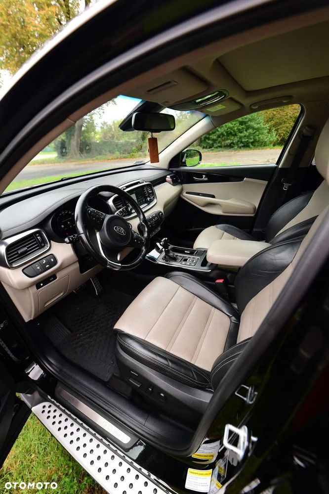 Kia Sorento - 9