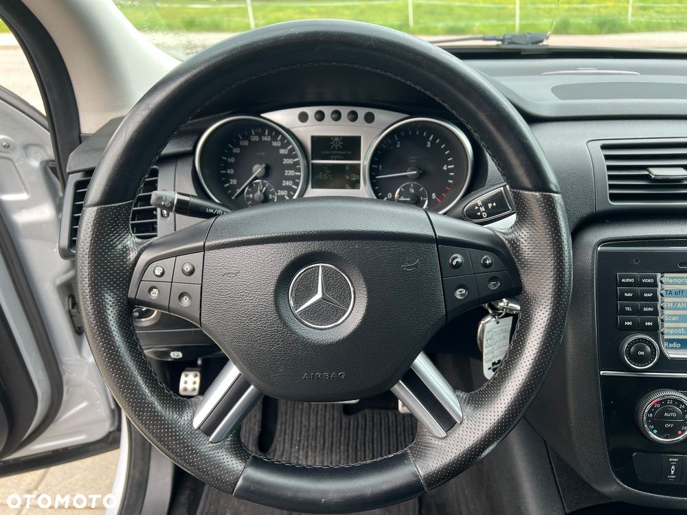 Mercedes-Benz Klasa R 320 CDI 4Matic 7G-TRONIC - 15