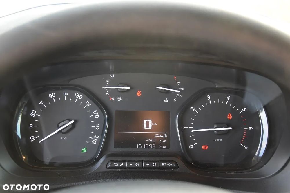 Citroën JUMPY FURGON L2 Long expert proace vivaro - 20