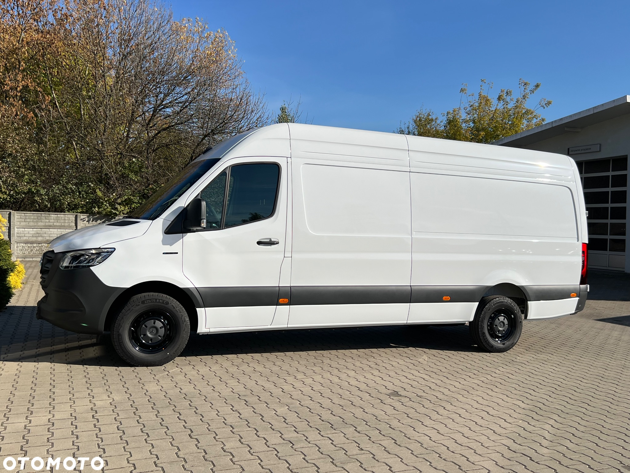 Mercedes-Benz eSprinter - 10