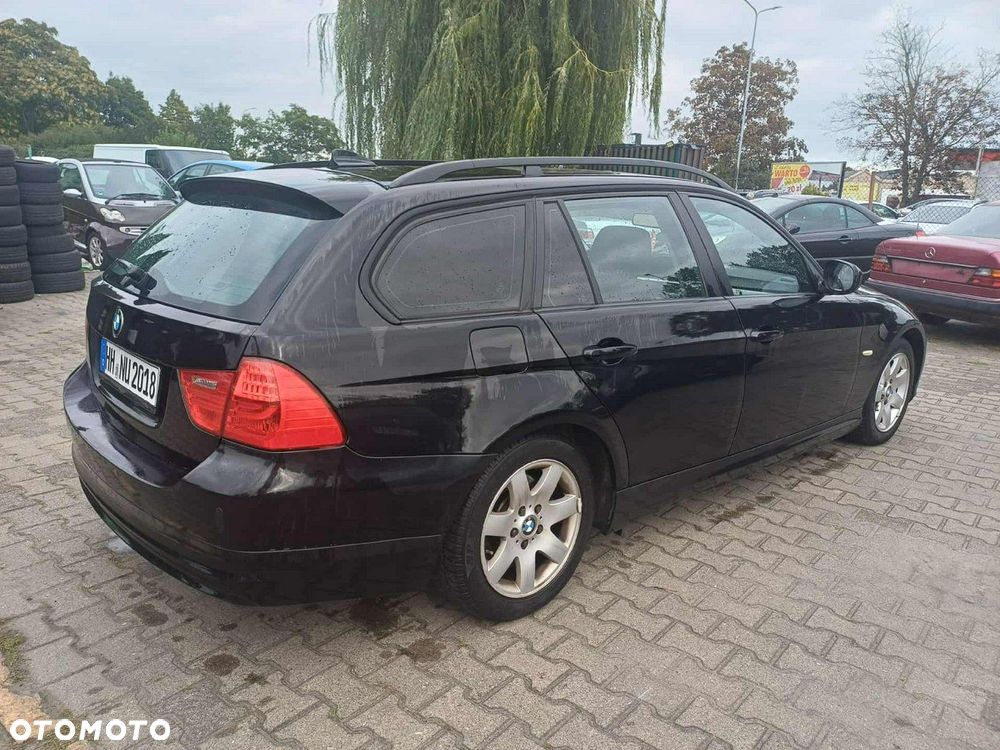 BMW Seria 3 318i Touring Edition Lifestyle - 6