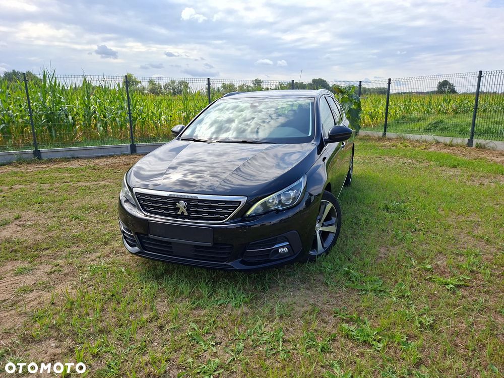 Peugeot 308 2017 photo 3