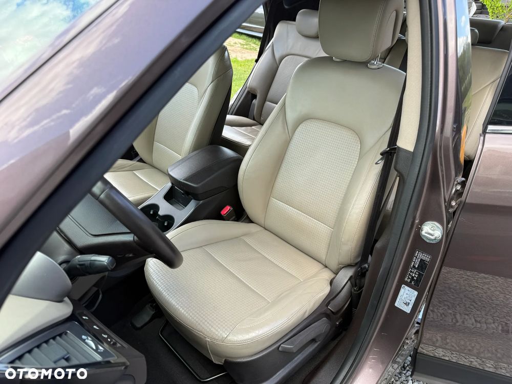 Hyundai Santa Fe - 25