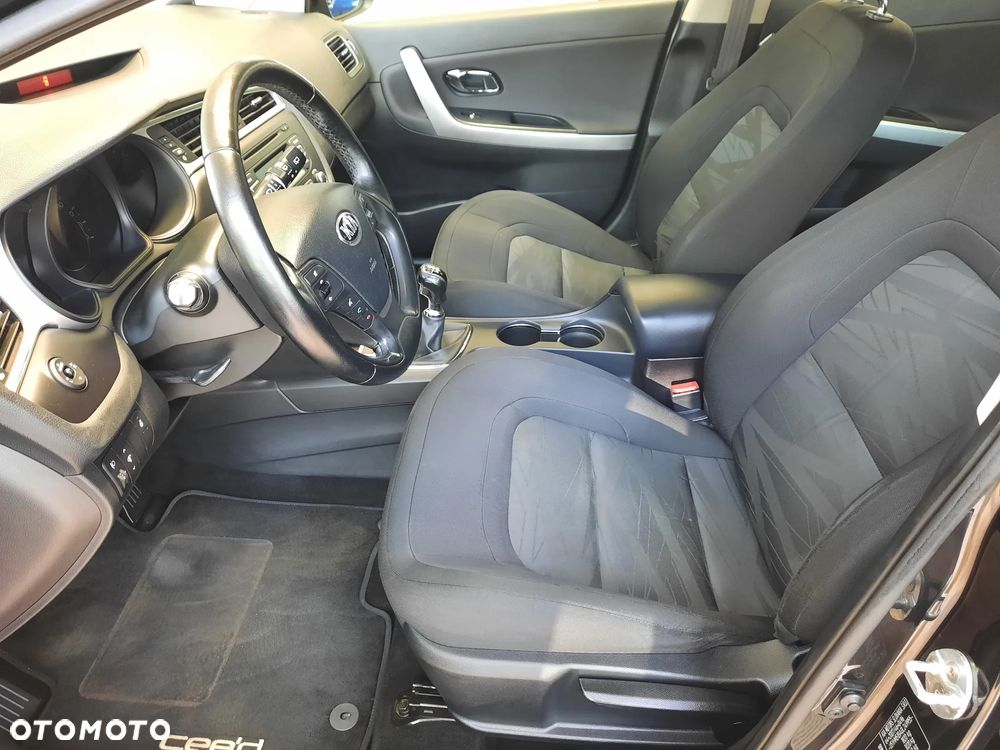 Kia Ceed 1.4 CVVT Edition 7 - 30