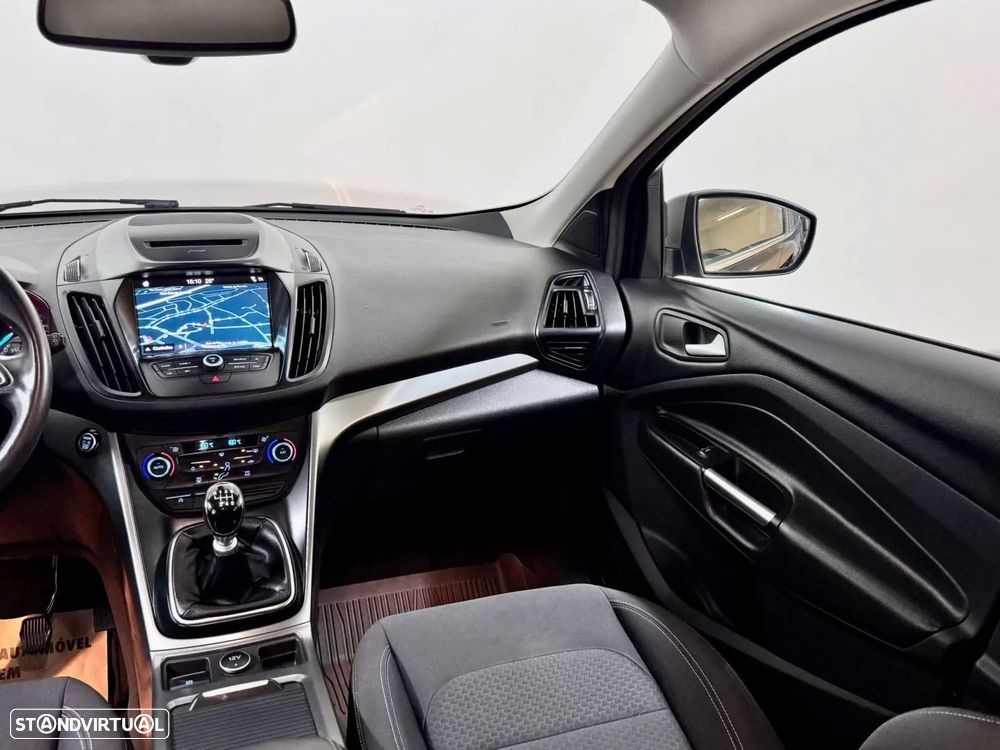 Ford Kuga 1.5 TDCi Titanium - 27