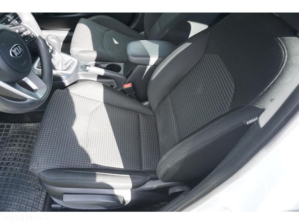 Kia Ceed - 17