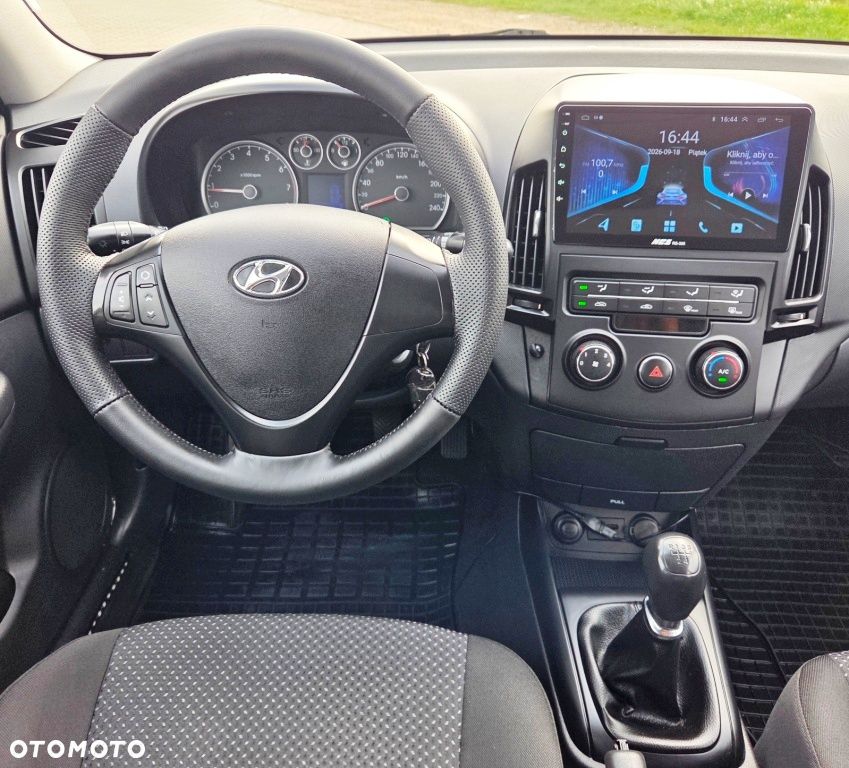 Hyundai i30 1.4 Comfort - 34