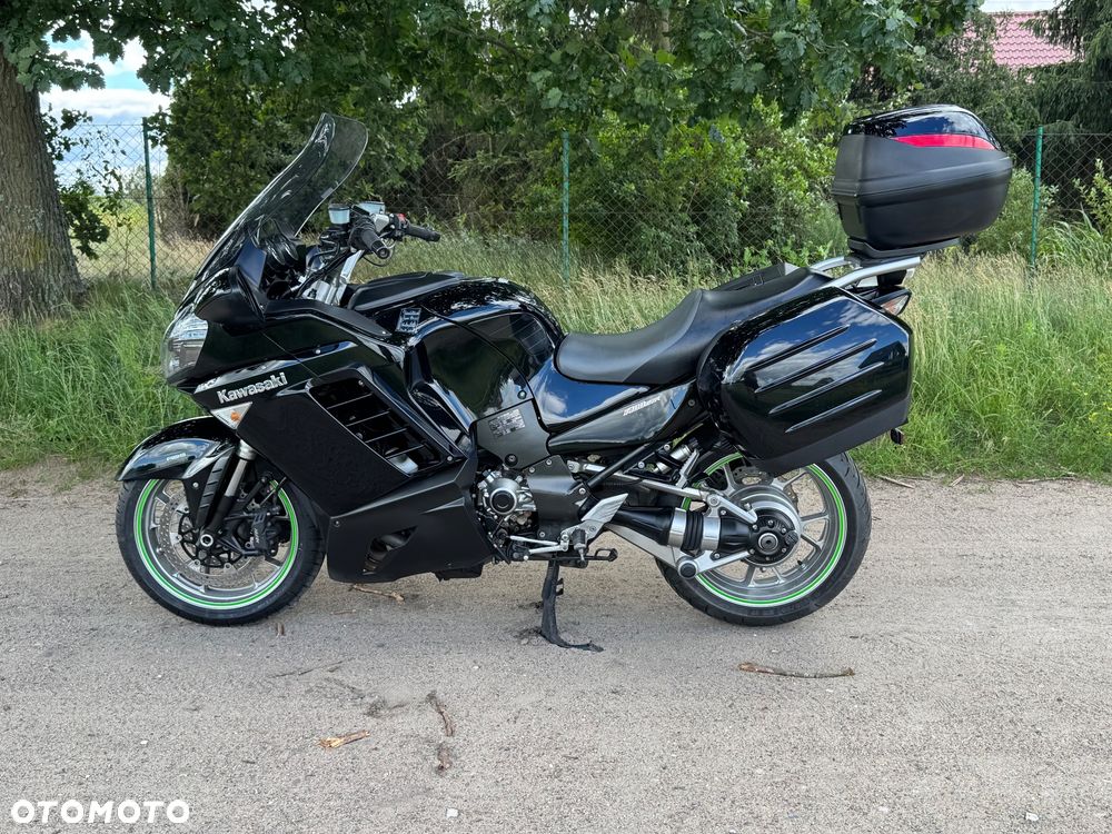 Kawasaki GTR - 21