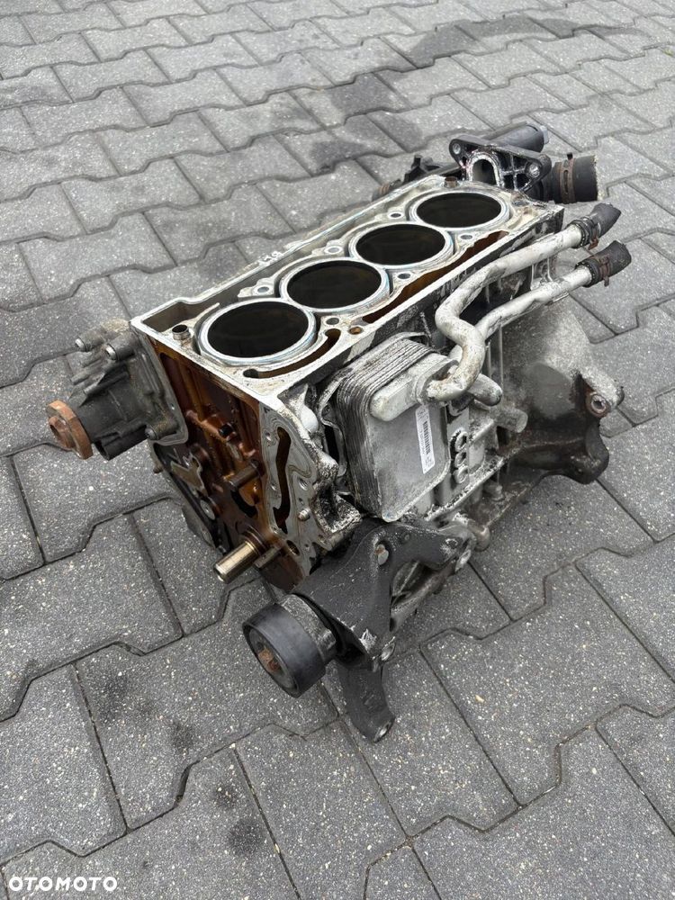 BLOK SILNIKA 1.6 FSI BLF VW AUDI SKODA SEAT