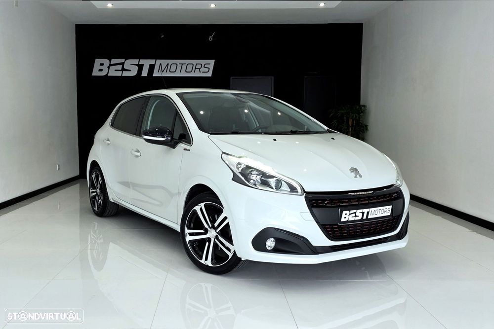 Peugeot 208 1.2 PureTech GT Line - 3