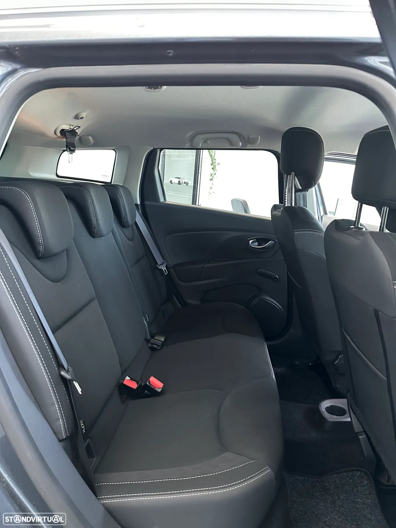 Renault Clio 0.9 TCe Limited - 16