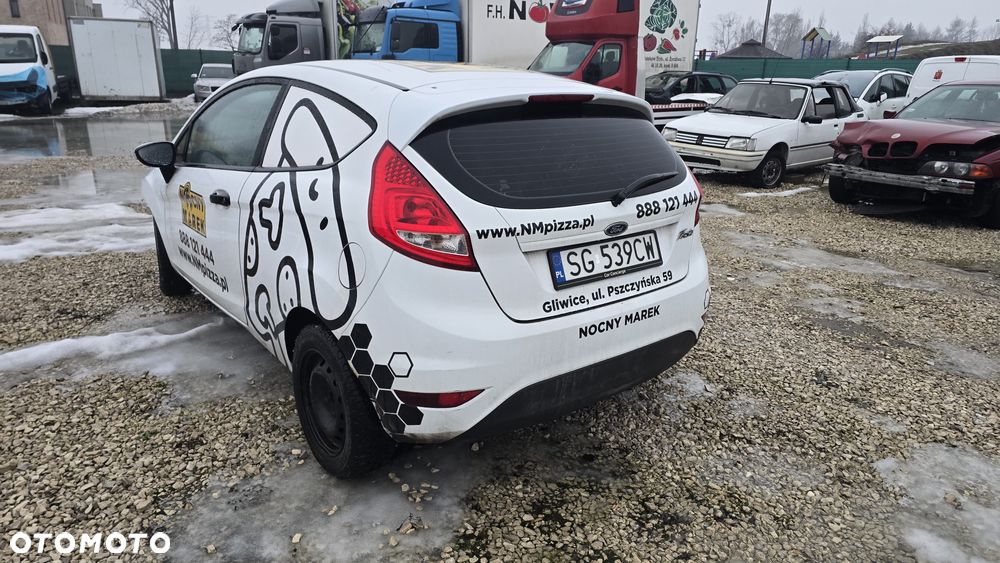 Ford Fiesta 1.4 TDCi Ambiente - 12
