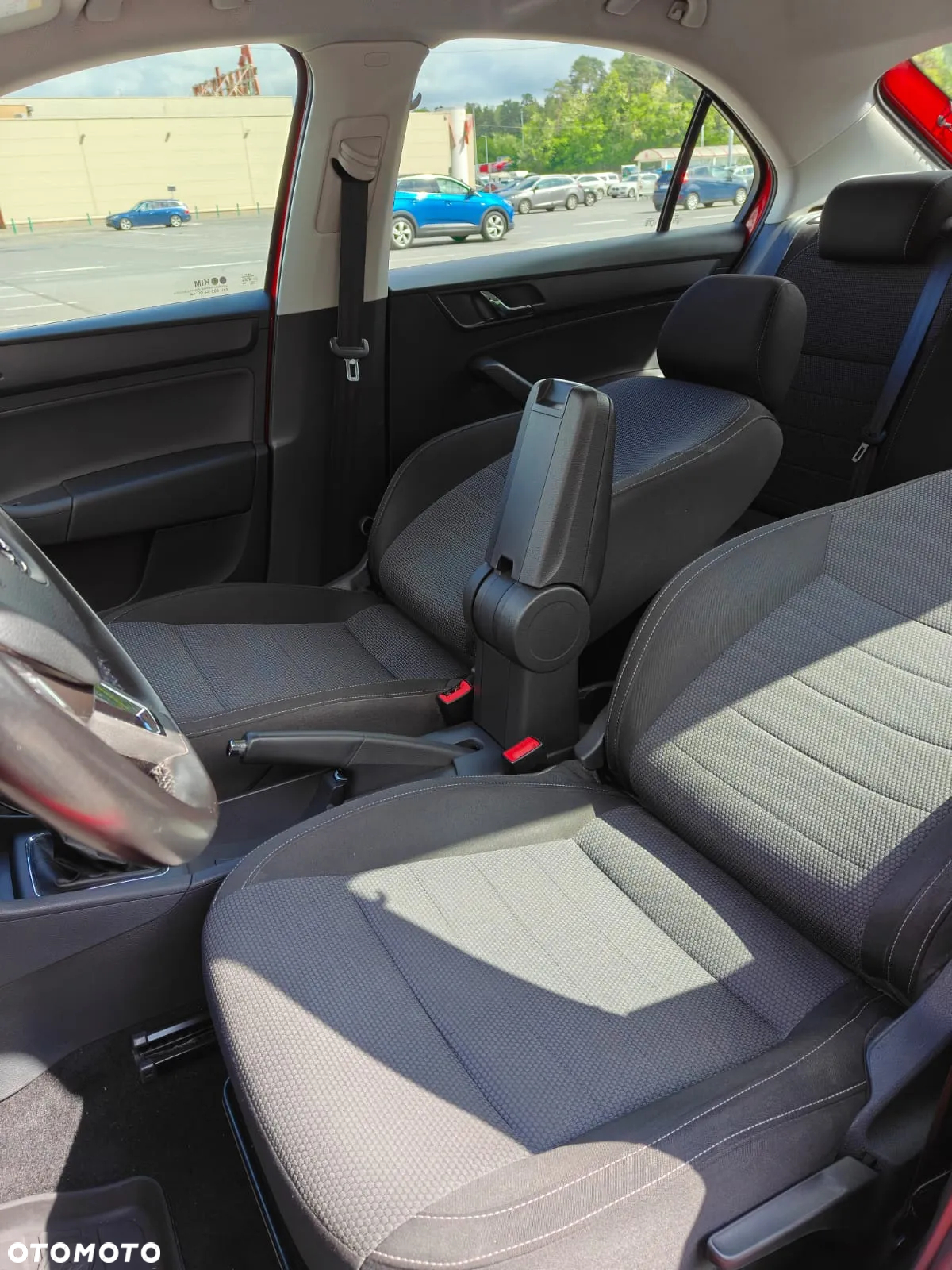 Skoda RAPID - 29