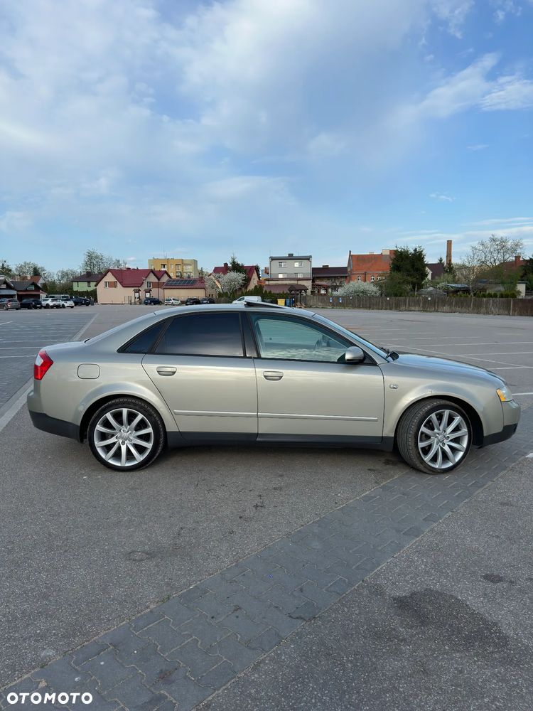 Audi A4 Limousine 1.8T Quattro - 6