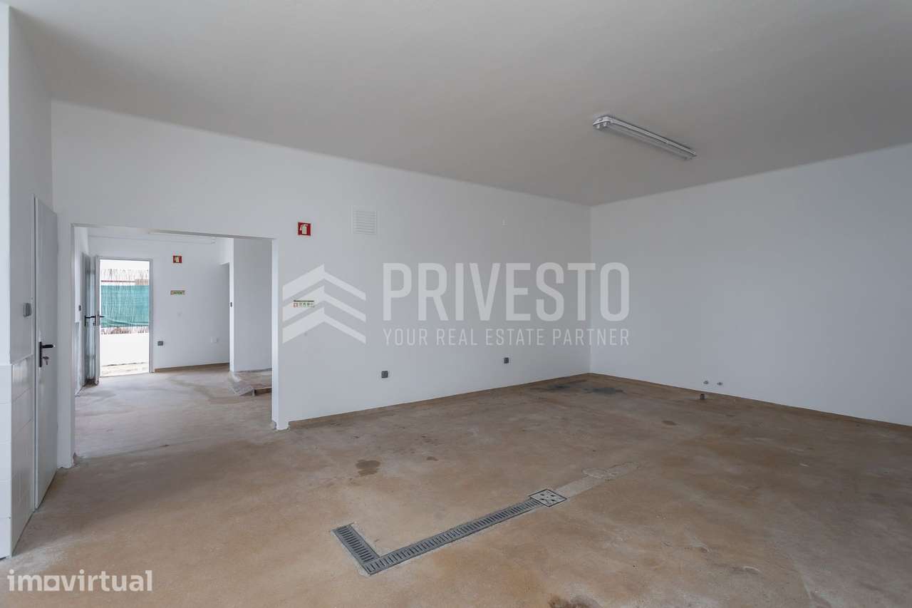 Moradia para Reabilitar inserida em terreno com 3000m2 - Quinta do Anj - Grande imagem: 5/13