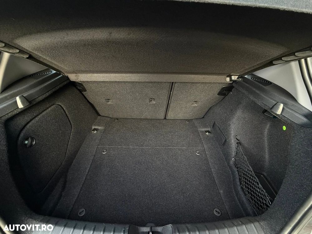 BMW Seria 1 118d Sport Line - 35