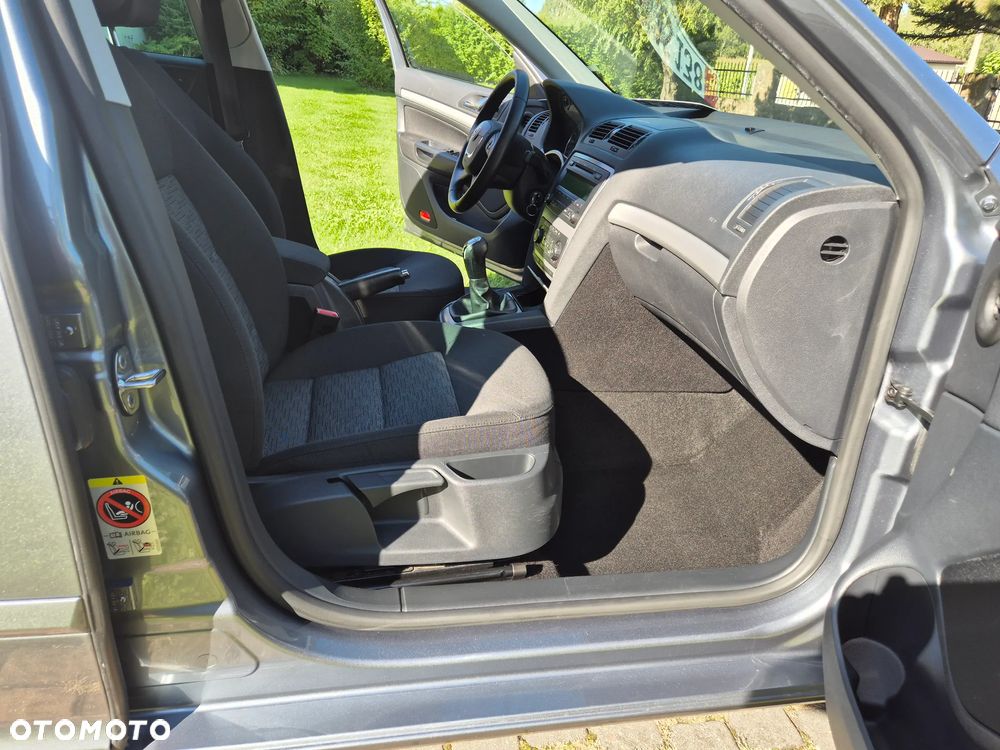 Skoda Octavia Combi 2.0 TDI Elegance - 25