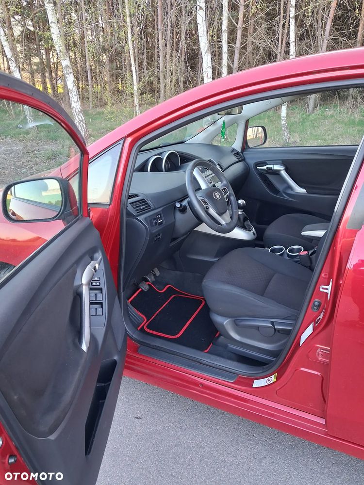 Toyota Verso 2.0 D-4D - 7