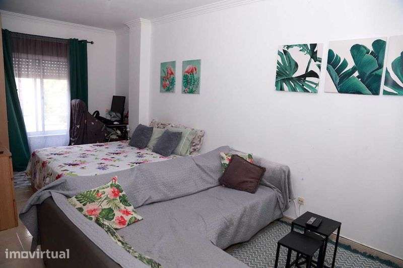 Apartamento T2, 1º andar na Qta. Courela, Paio Pires - Seixal - Grande imagem: 3/6