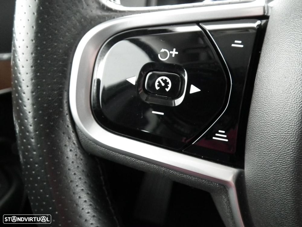 Volvo XC 90 2.0 D4 Inscription - 30