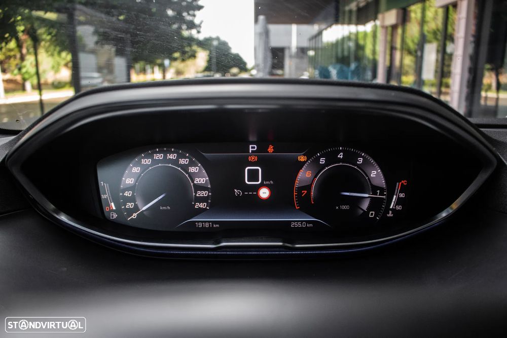 Peugeot 5008 PureTech 130 EAT8 Stop & Start Allure - 18