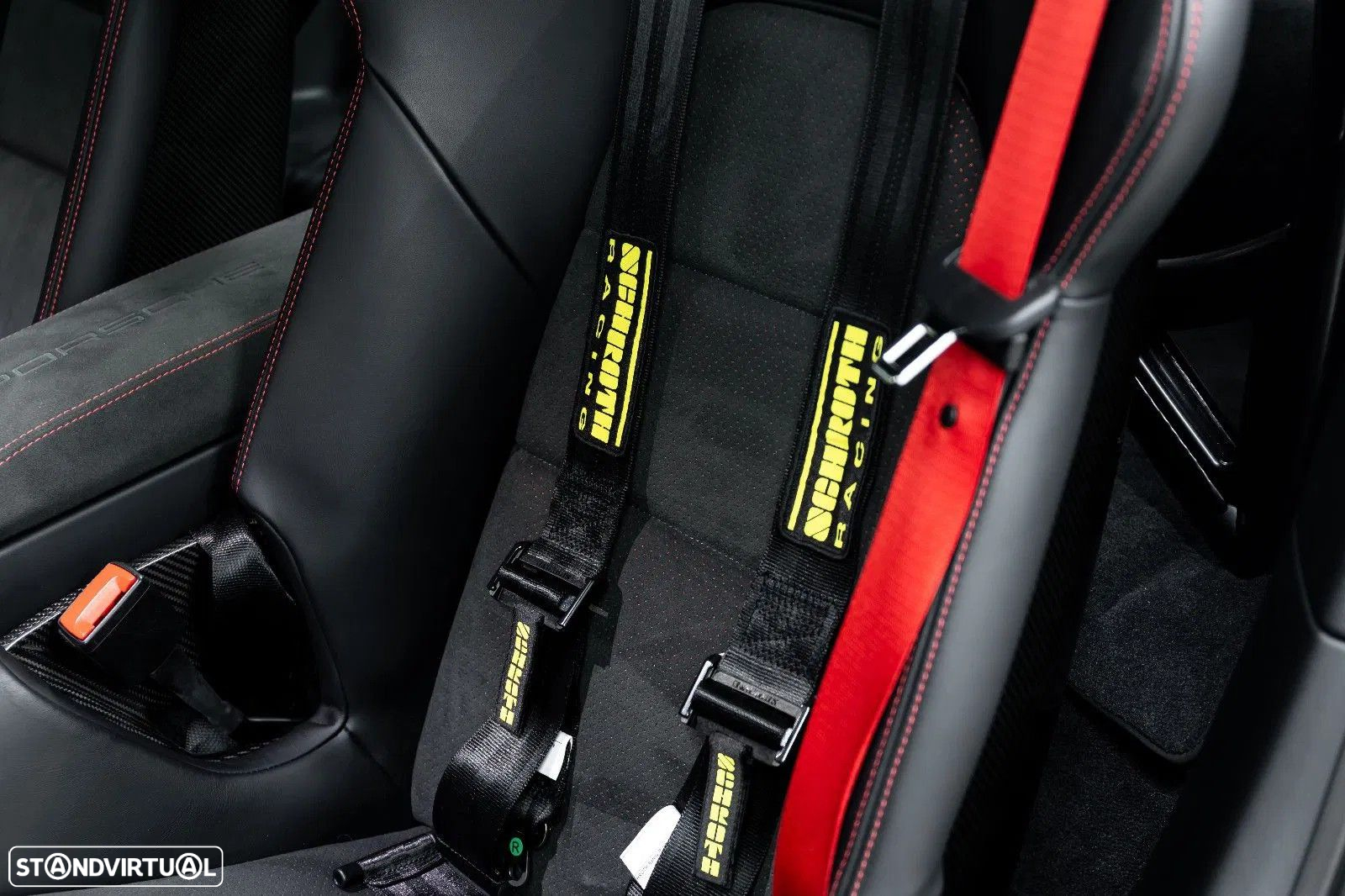 Porsche 911 (992) GT3 PDK - 32