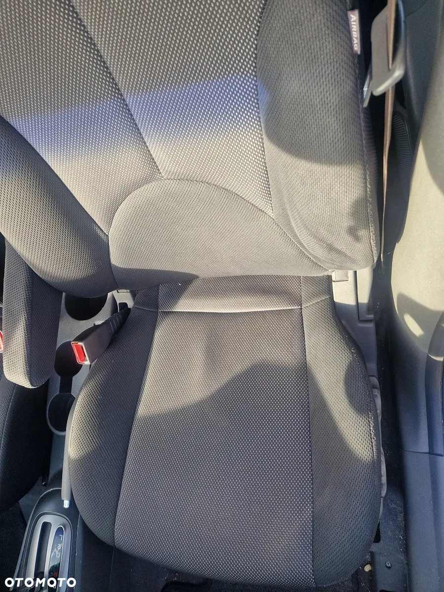 Kia Rio 1.6 Spirit - 8