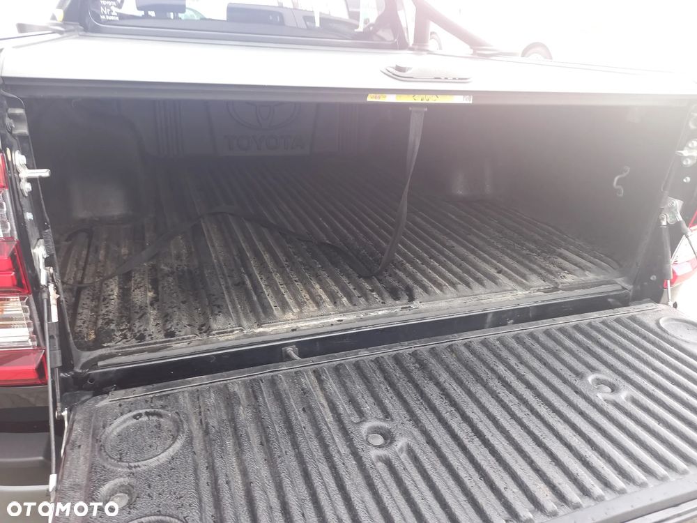 Toyota Hilux 2.8 D-4D Double Cab Invincible 4x4 - 14