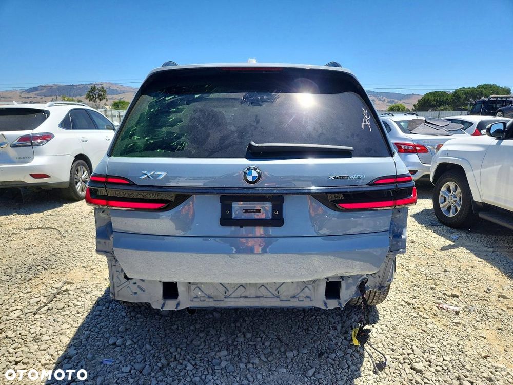 BMW X7 xDrive40i - 7